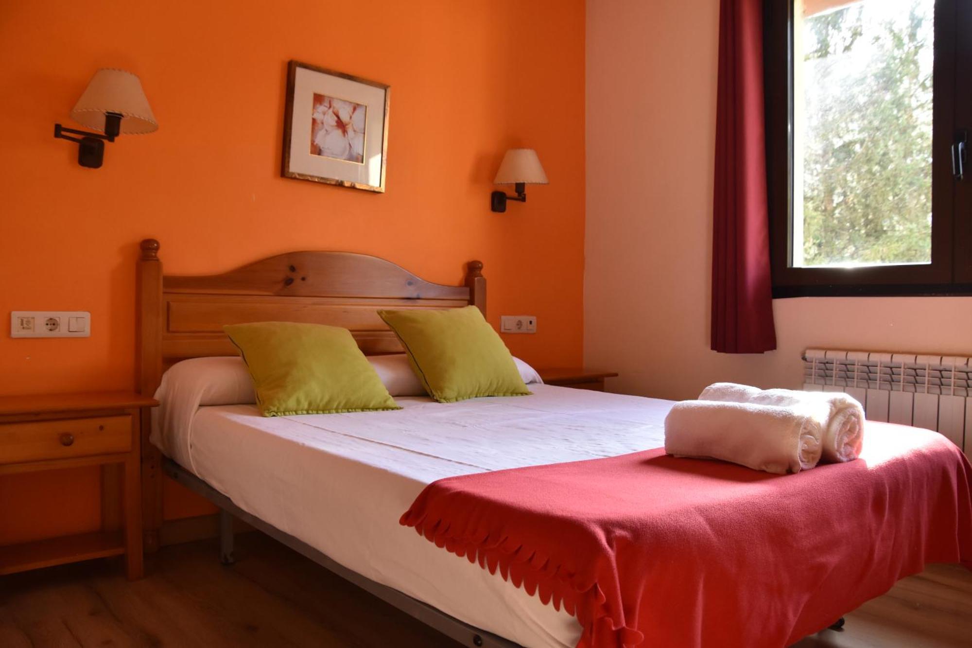 Hostal Cal Batista Баґа Екстер'єр фото