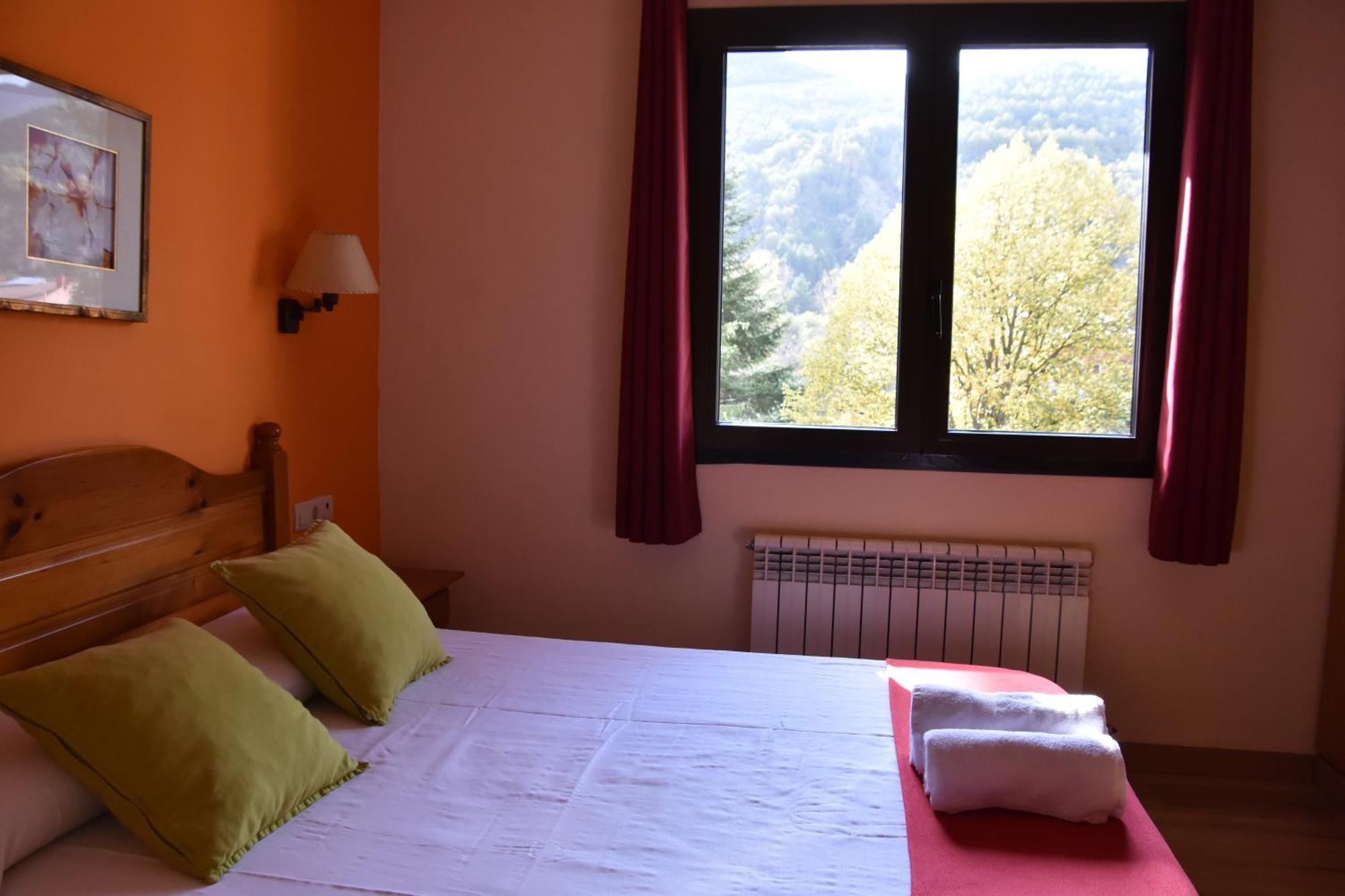 Hostal Cal Batista Баґа Екстер'єр фото